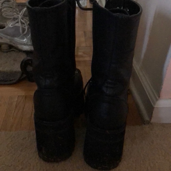 Combat Black Leather Boots - Picture 3 of 4